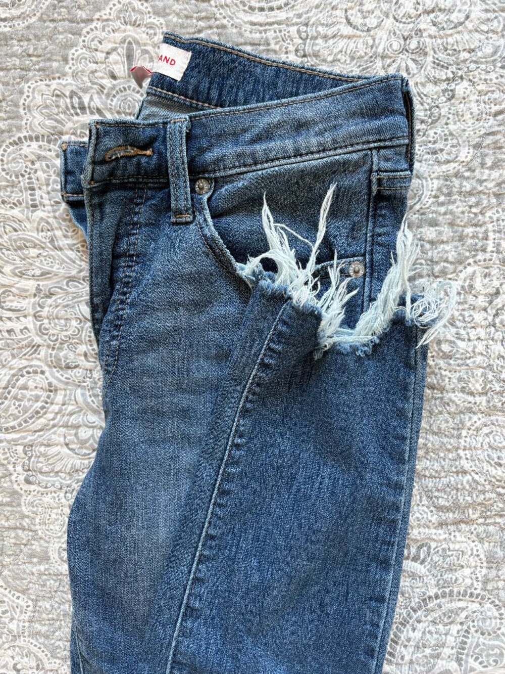 Lucky Brand Distressed Dark Wash Jean